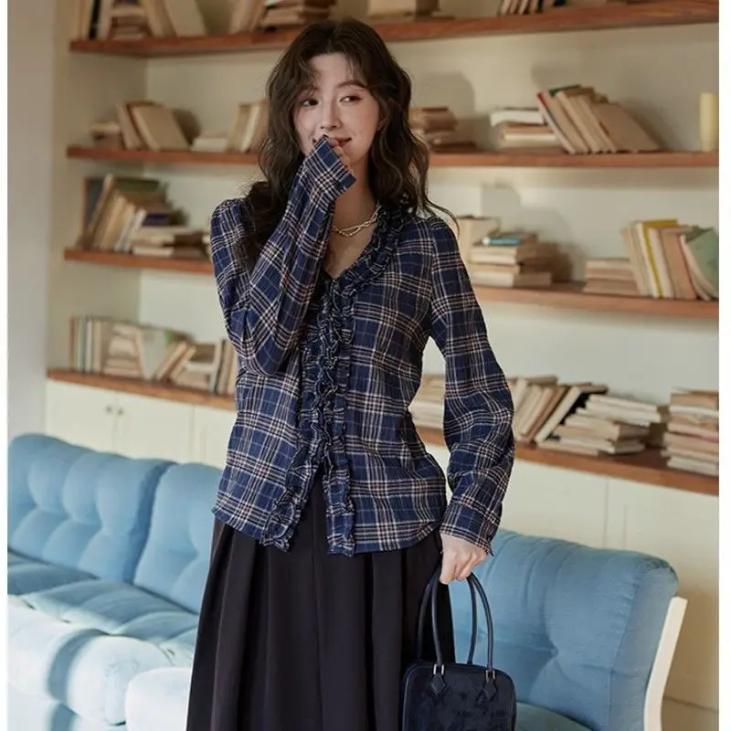 

Women's V-neck Pleated Design Checkered Long Sleeved Shirt Fashion Chic Young Girl Pullover Top Female Vintage Tops