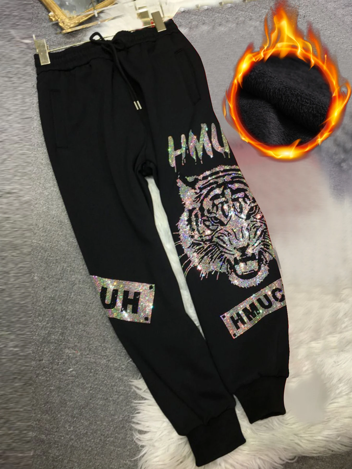 Plus Size Sweatpants Women Fleece Tiger Rhinestone Graphic Joggers with Pocket Cropped Length Bottom Thick Warm Winter