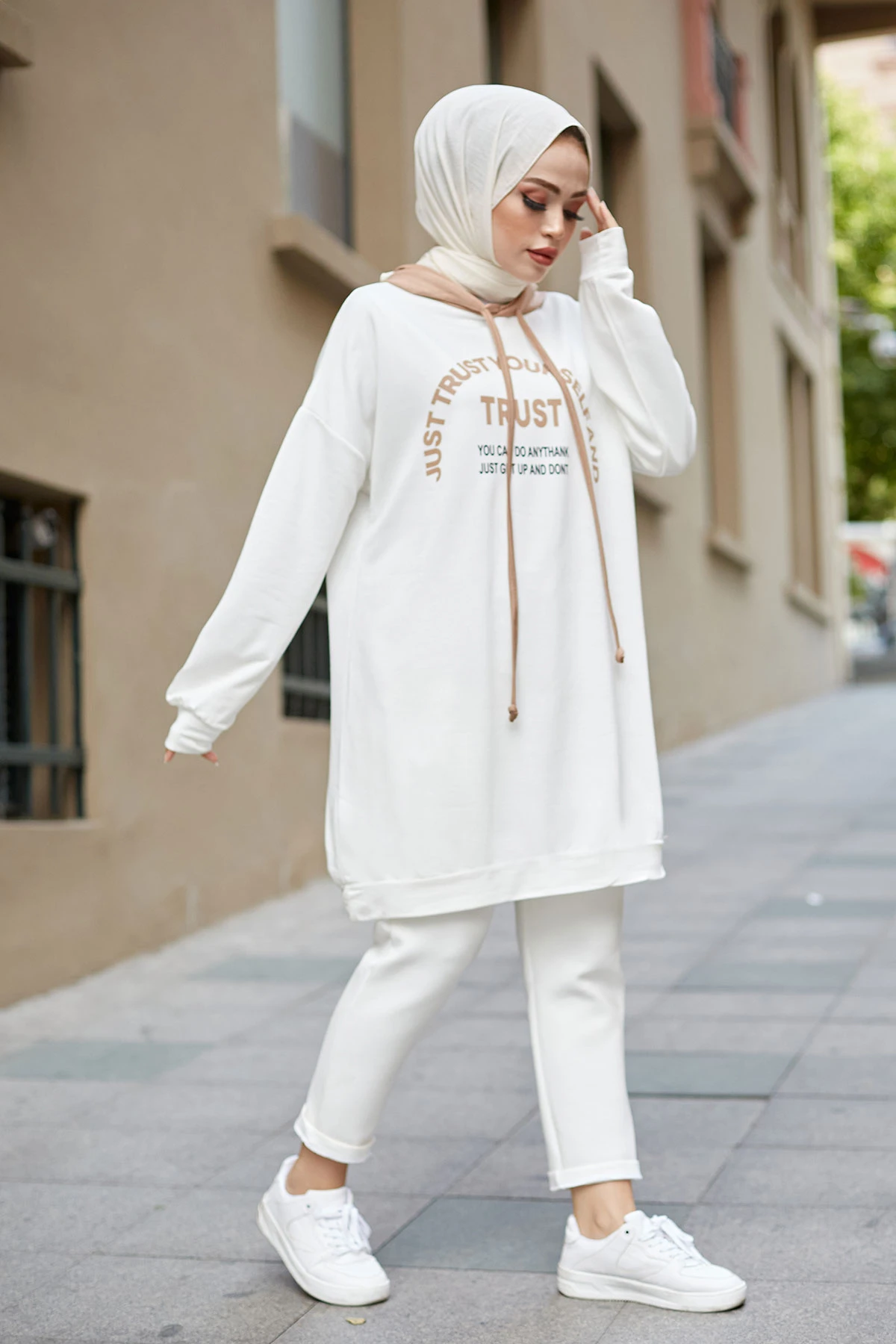 

Trust Sweat Tunic-White