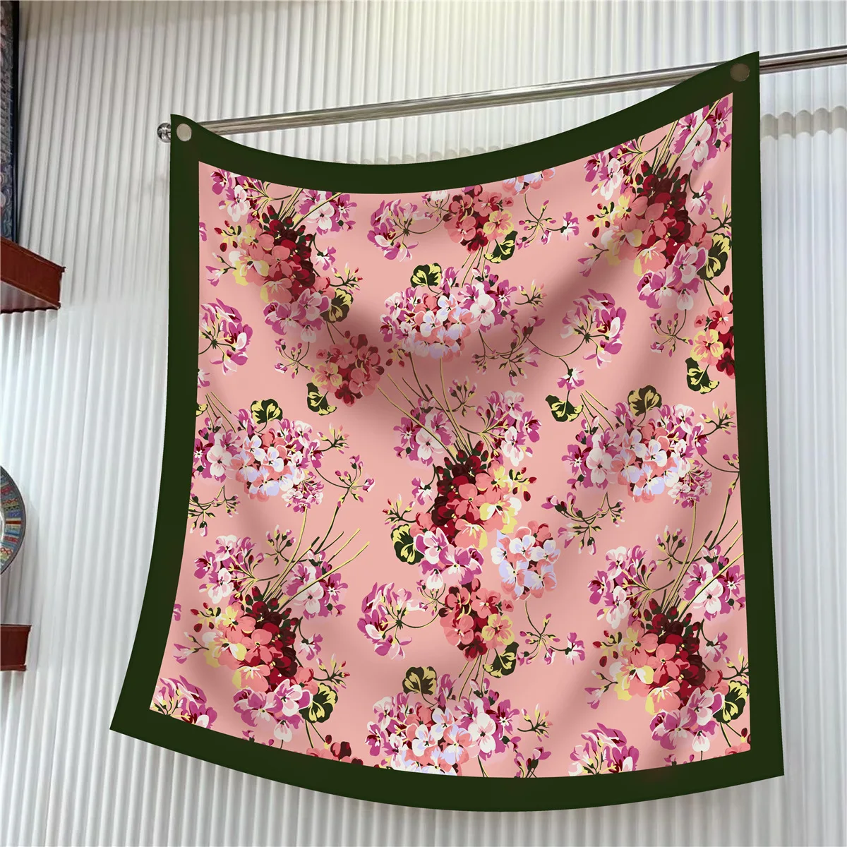Neue Twill Seide Schal Schal Luxus Pflanze Blume Geranium Druck Quadrat Schal Frauen Hijabs Bandana Foulard Halstuch Kopf Schals