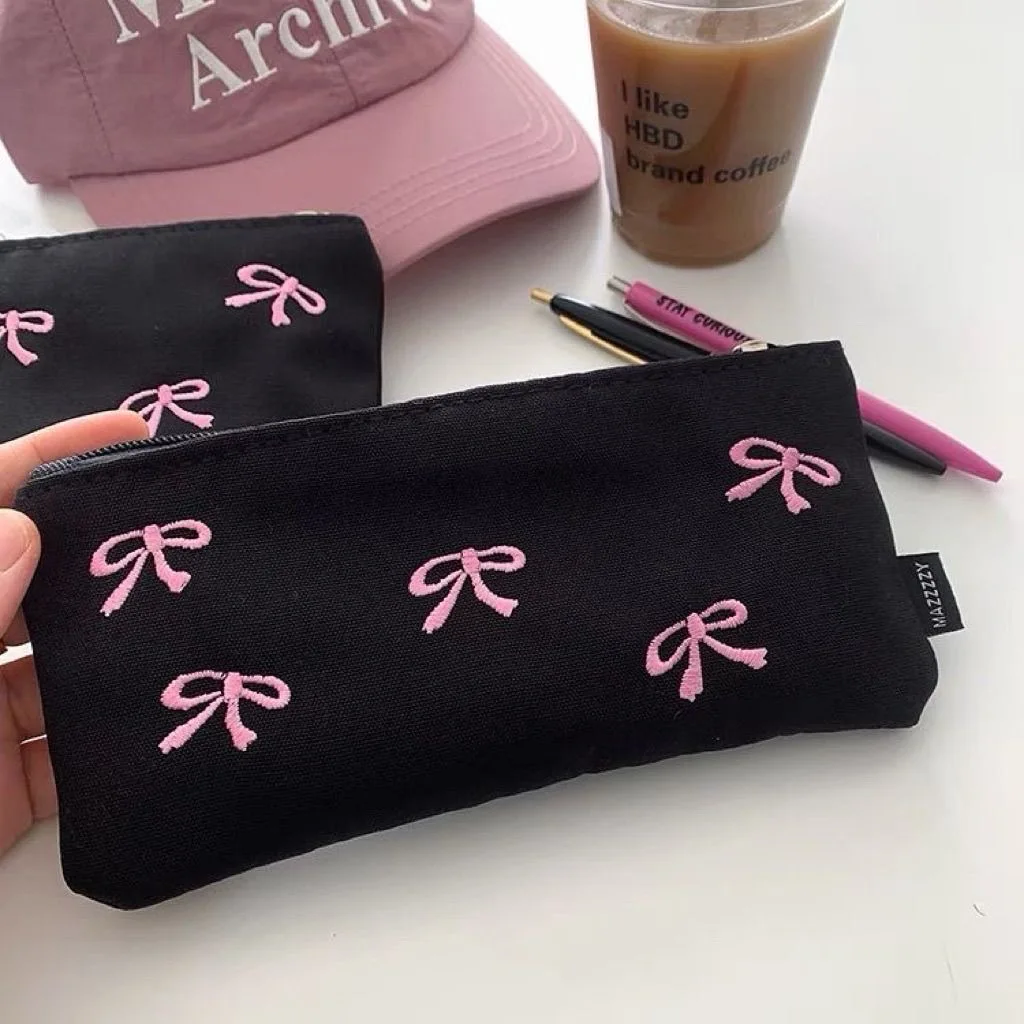 

Kawaii Japanese cute girl heart Black Canvas bowknot Pencil Case Embroidered Bow Pen Bags Stationery Cosmetics Storage Bag