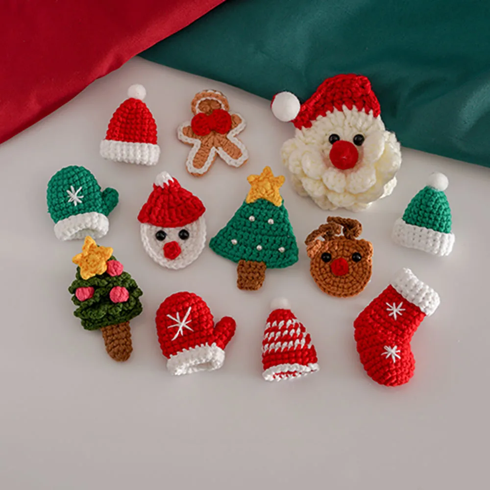 

ZHEN-D Colorful Merry Christmas Gift Handmade Knitwear Crochet Brooch Pin Lovely Gingerbread Man Xmas Tree Sweater Decoration