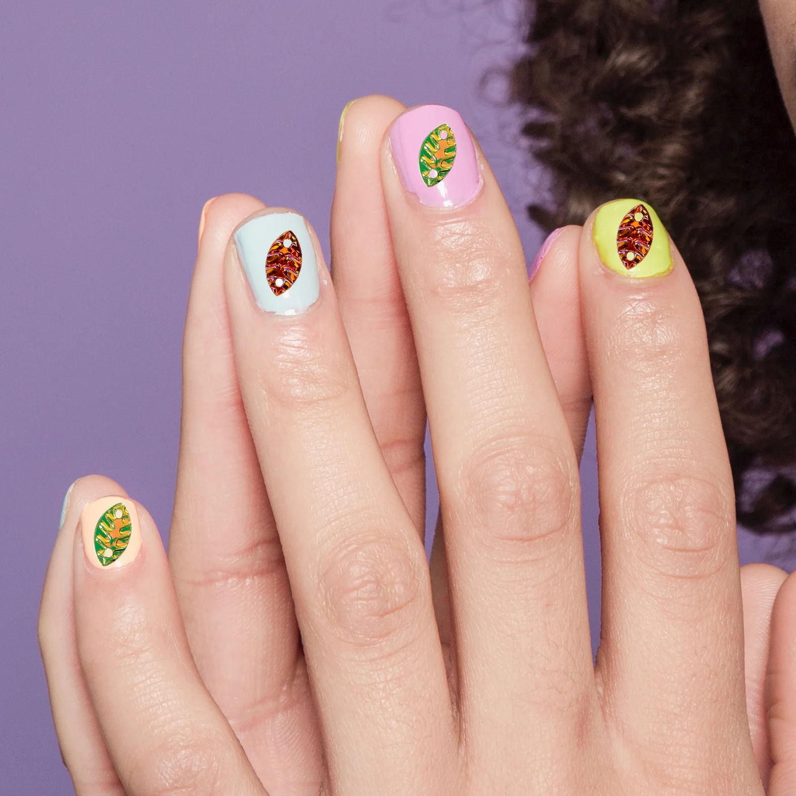 

1 Box PVC Nail Art Sequins Mixed Colors Fine Glitter Beads Nail Decor DIY Manicure Nails Art Glitter Sequins Manicure Supplies