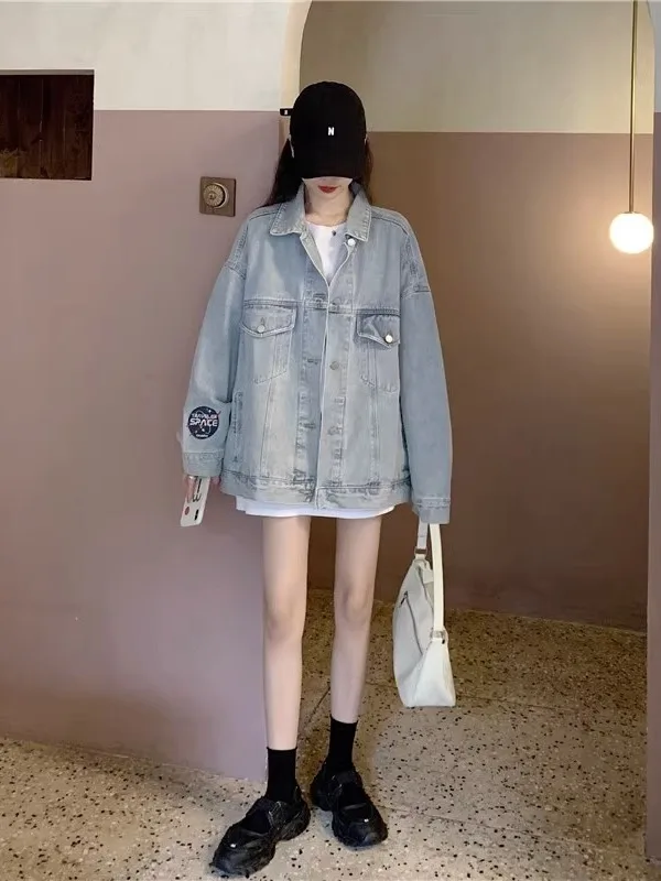 

Свободная женская джинсовая куртка с длинными рукавами, повседневная модная модель для весны и осени, универсальное пальто из смесового хлопка и полиэстера