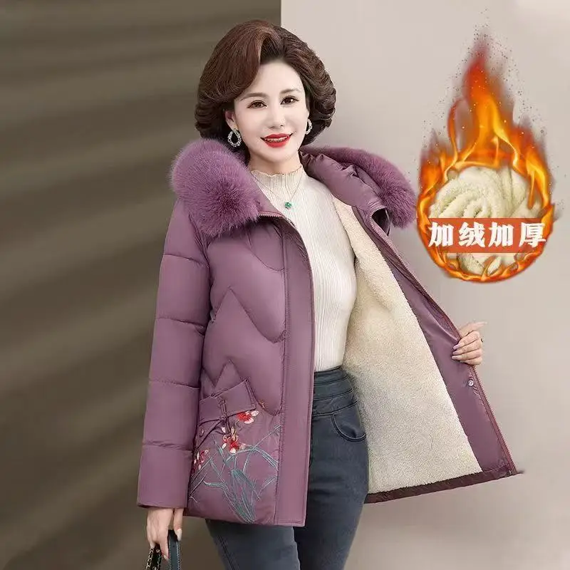 

2025 Middle-Aged Elderly Mother Clothing Velvet Thicken Parkas Women Autumn Winter Cotton Coat New Warm Jackets Female Outerwear