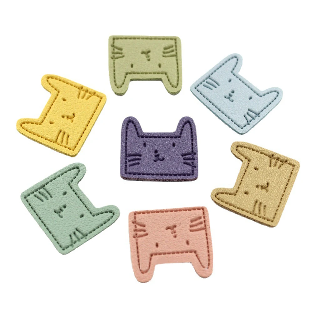 24Pcs/pack Random Color Cat Artificial PU Leather Label Tags For Garment Bags Hats Tags Home Decoration Diy Sewing Accessories