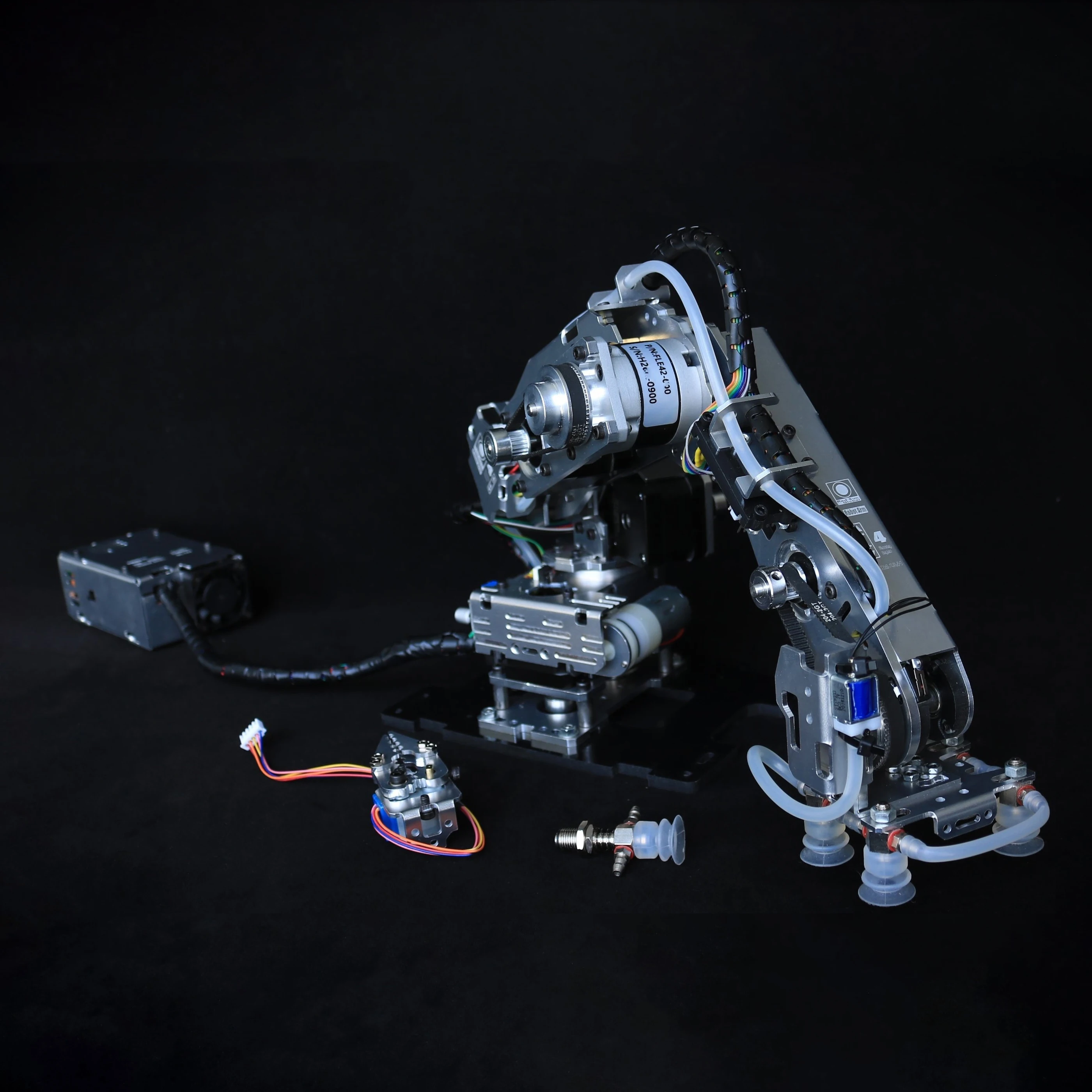 Braccio robotico passo-passo a 4 assi con motore passo-passo pompa a ventosa per robot Arduino Kit fai da te Artiglio modello industriale in metallo