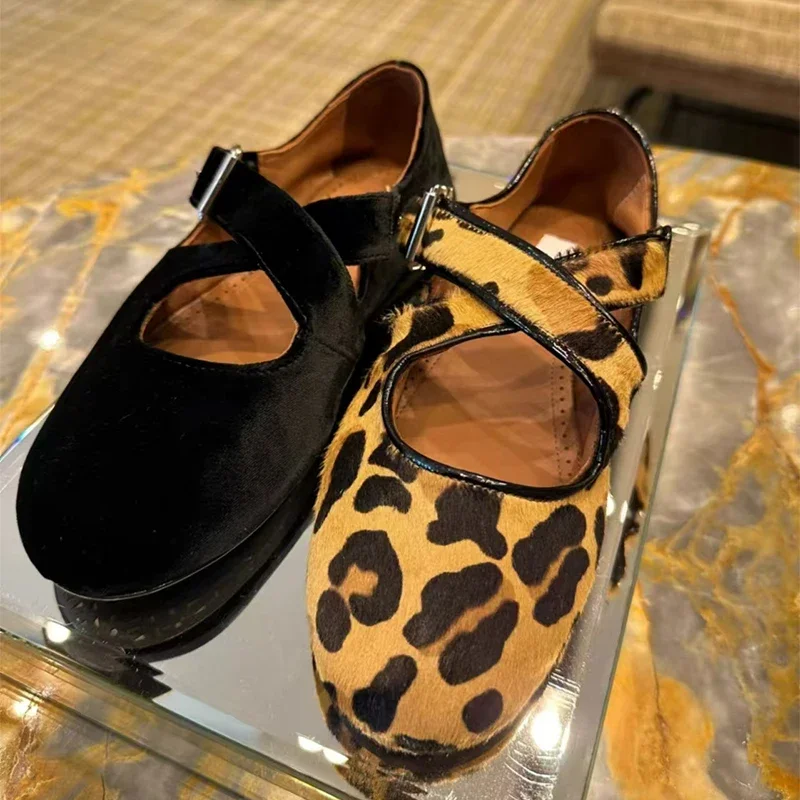 Sapatilhas de camurça feminina, sapatos de dança leopardo, sandálias de grife casual, sapatos confortáveis, nova tendência