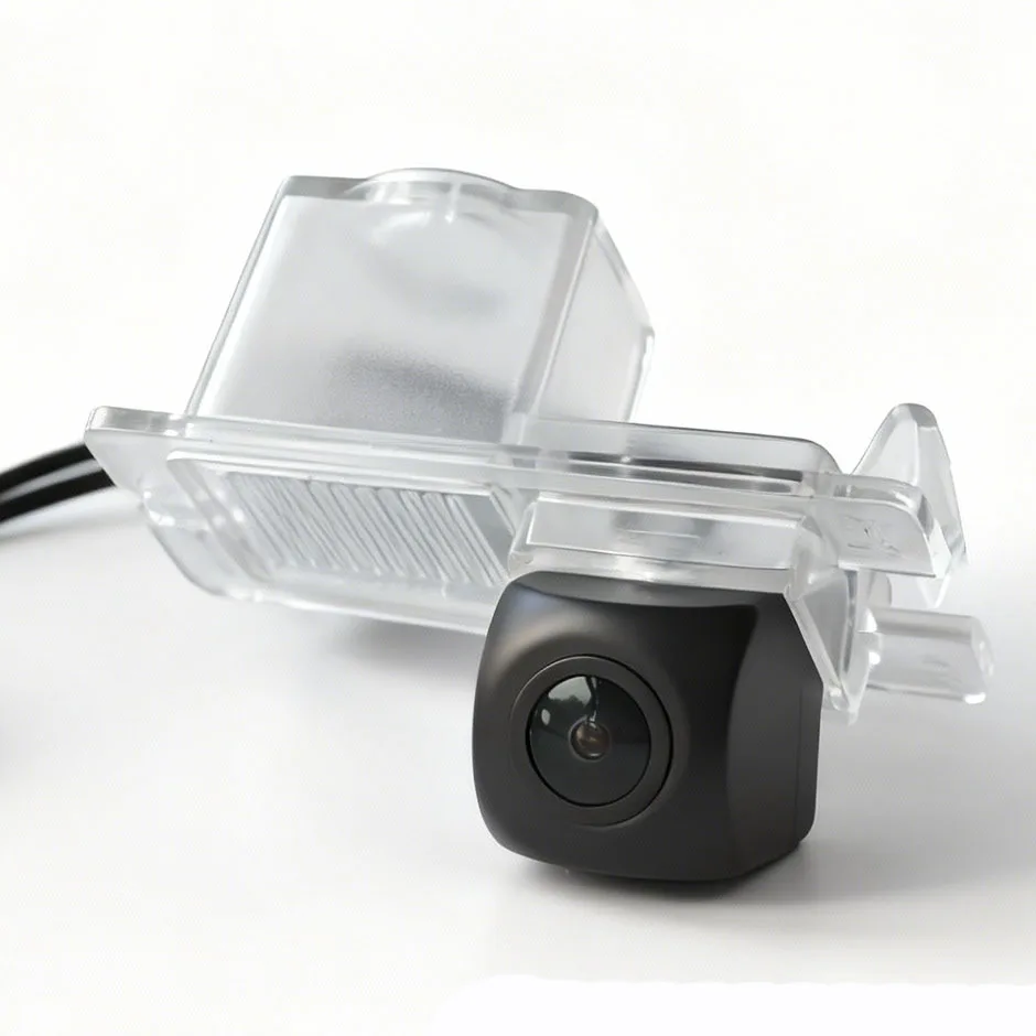 

Камера заднего вида HD AHD или CVBS, встроенная в фонарь номерного знака, подходит для SsangYong Korando, Rexton, Kyron, ActYon, Stavic, Rodius