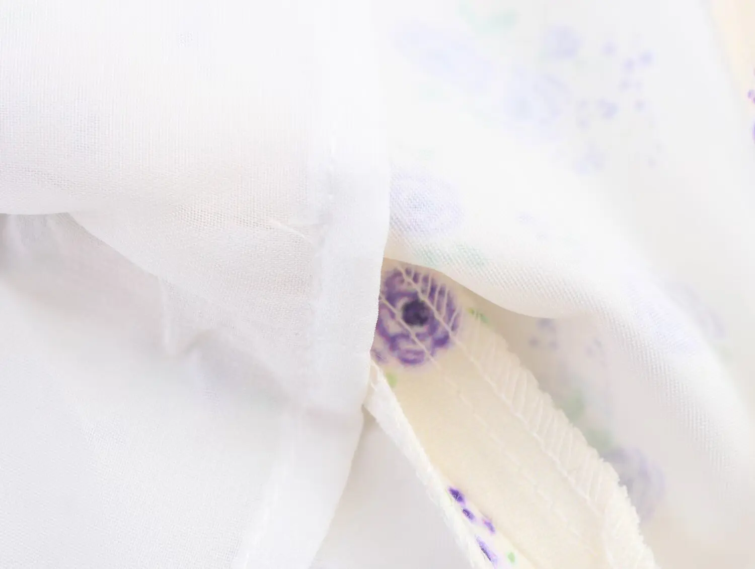 2025 nueva ropa de mujer estilo europeo y americano moda Bowknot tirantes estampado satén texturizado Vestido corto