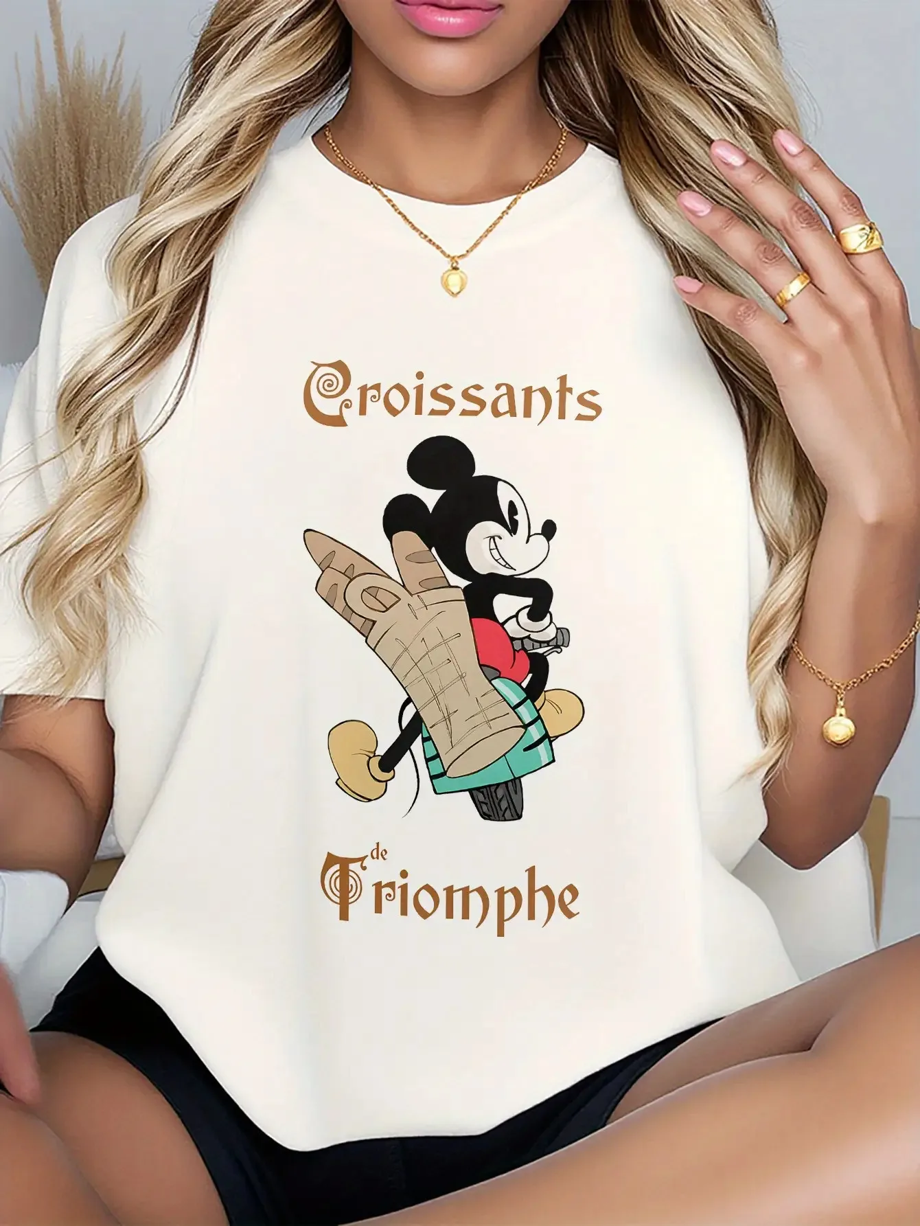 

Женская футболка оверсайз Disney — футболка с рисунком Микки и Минни Маус, бежевая винтажная рубашка Диснея в стиле ретро на каждый день и тематику