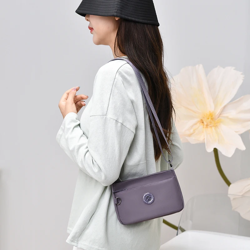Modische, leichte Umhängetasche für Damen, trendige Schultertasche, Handtasche, vielseitig einsetzbar für den täglichen Gebrauch. – Detail 13