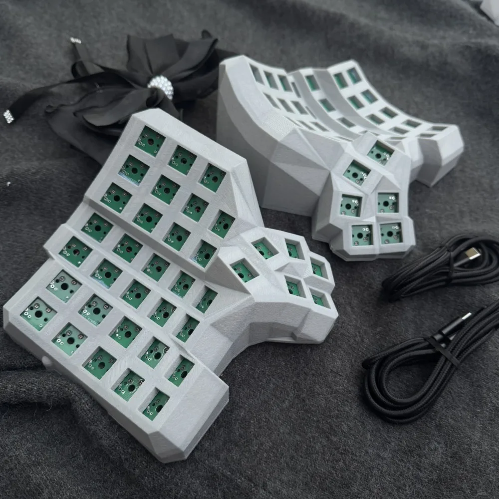 Dactyl Manuform Split Keyboard Kit Hotswap Wired Single-mode Plam Rest Custom 6x7 Curved Split Keyboard Vial TypeC Teclado Gamer