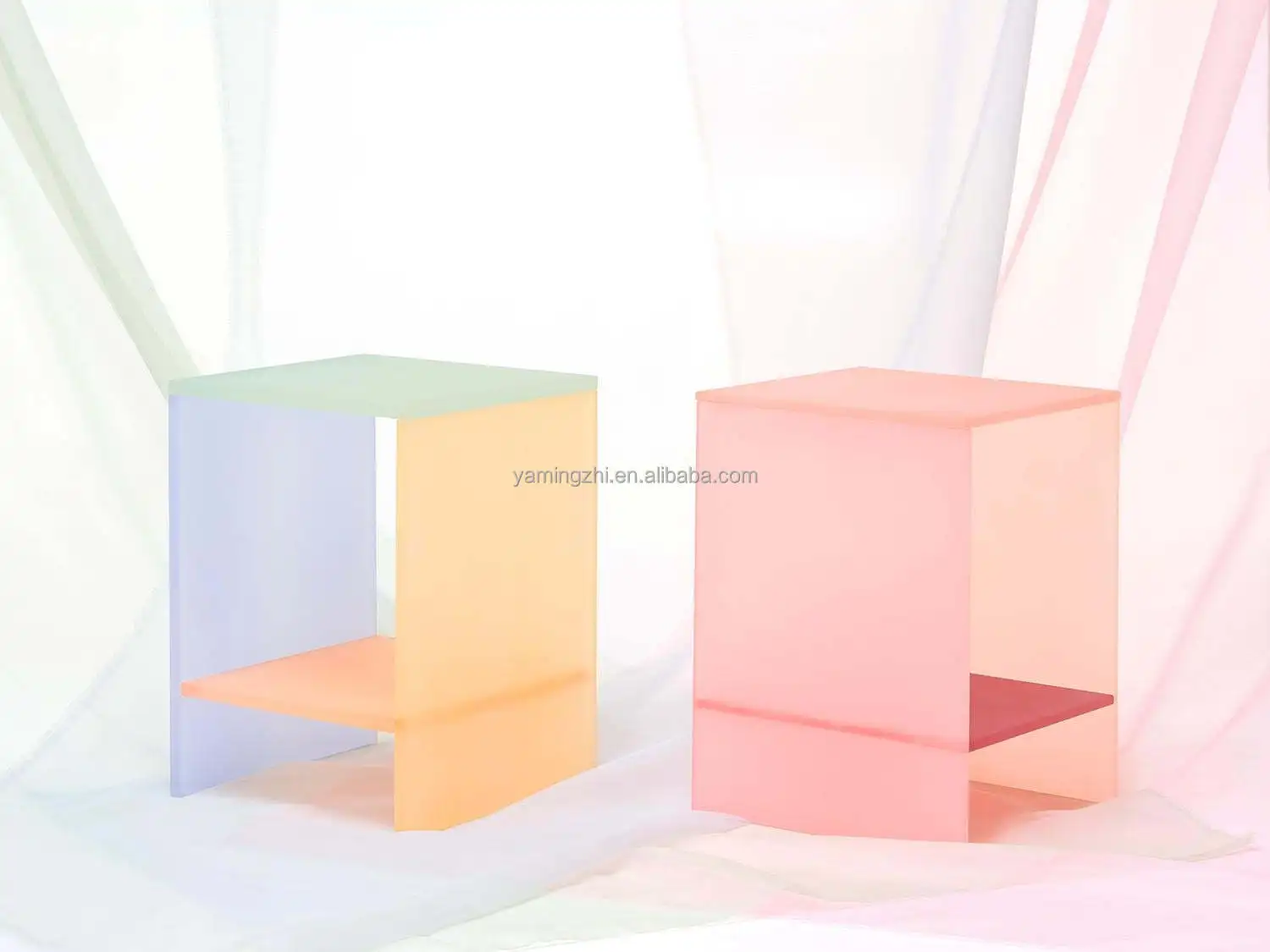 Modern Sensibility Hand Made Translucent Small Acrylic Coffee Table Traditional Korean Style Home Use Acrylic Tea Table