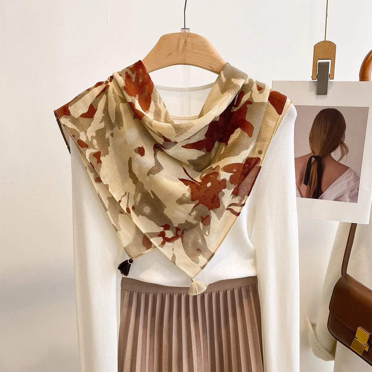 

Silk Scarf Women Square 60cm Print Neck Scarf Head Scarf Hijab Bandana Foulard Shawl New Luxury Wrap Bufanda for Lady Decoration