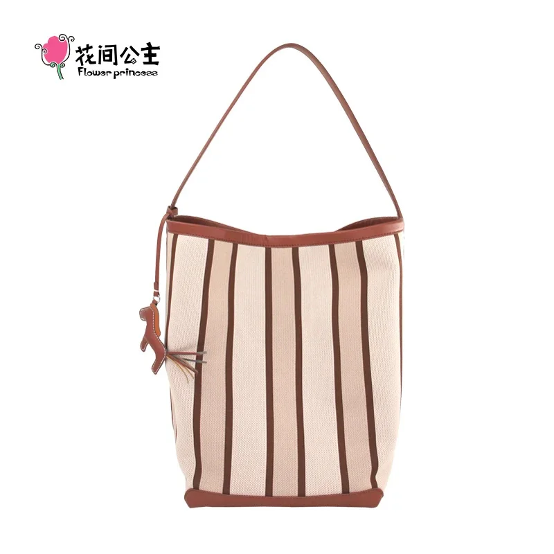 

Flower Princess JOURNEY Women's Tote Bag 2024 Trend Commuting Knitted Bucket Larger Big Female New in Shoulder Bags for Women