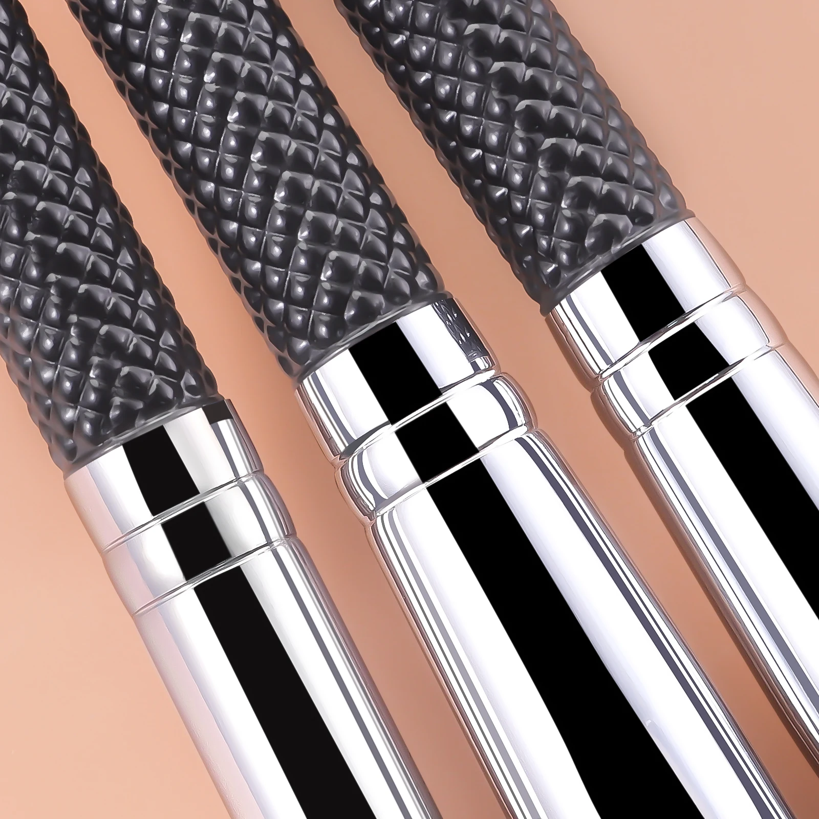 مجموعة مكونة من 15 قطعة من مقبض فرشاة الخيط بتصميم فرشاة المكياج وبودرة أحمر الخدود وفرشاة كونتور لفرشاة ظلال العيون مجموعة مكياج احترافية