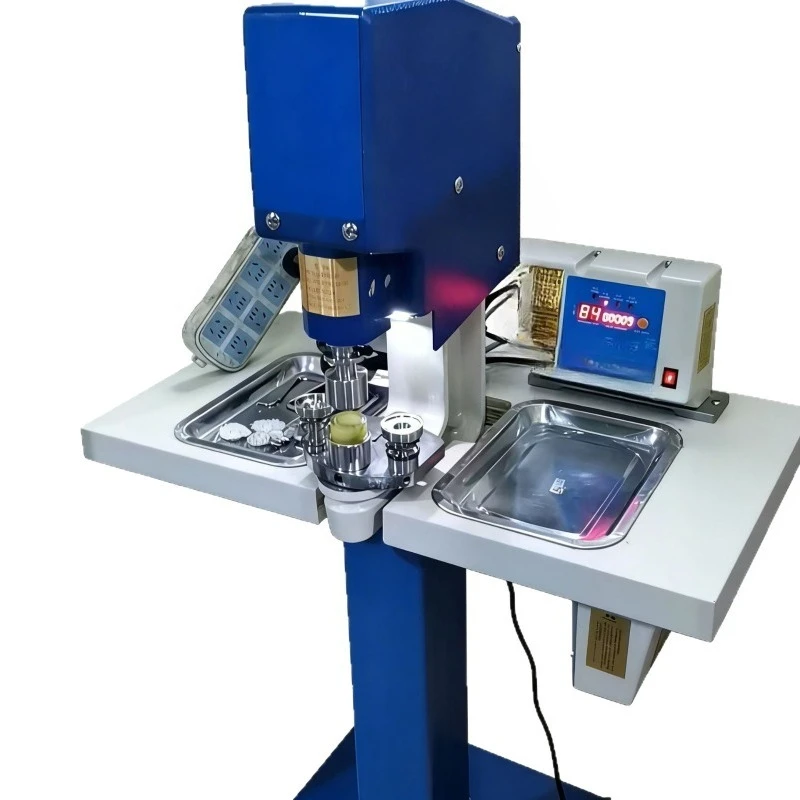

Semi-automatic buckle machine buckle machine, clothing buckle semi-automatic machine