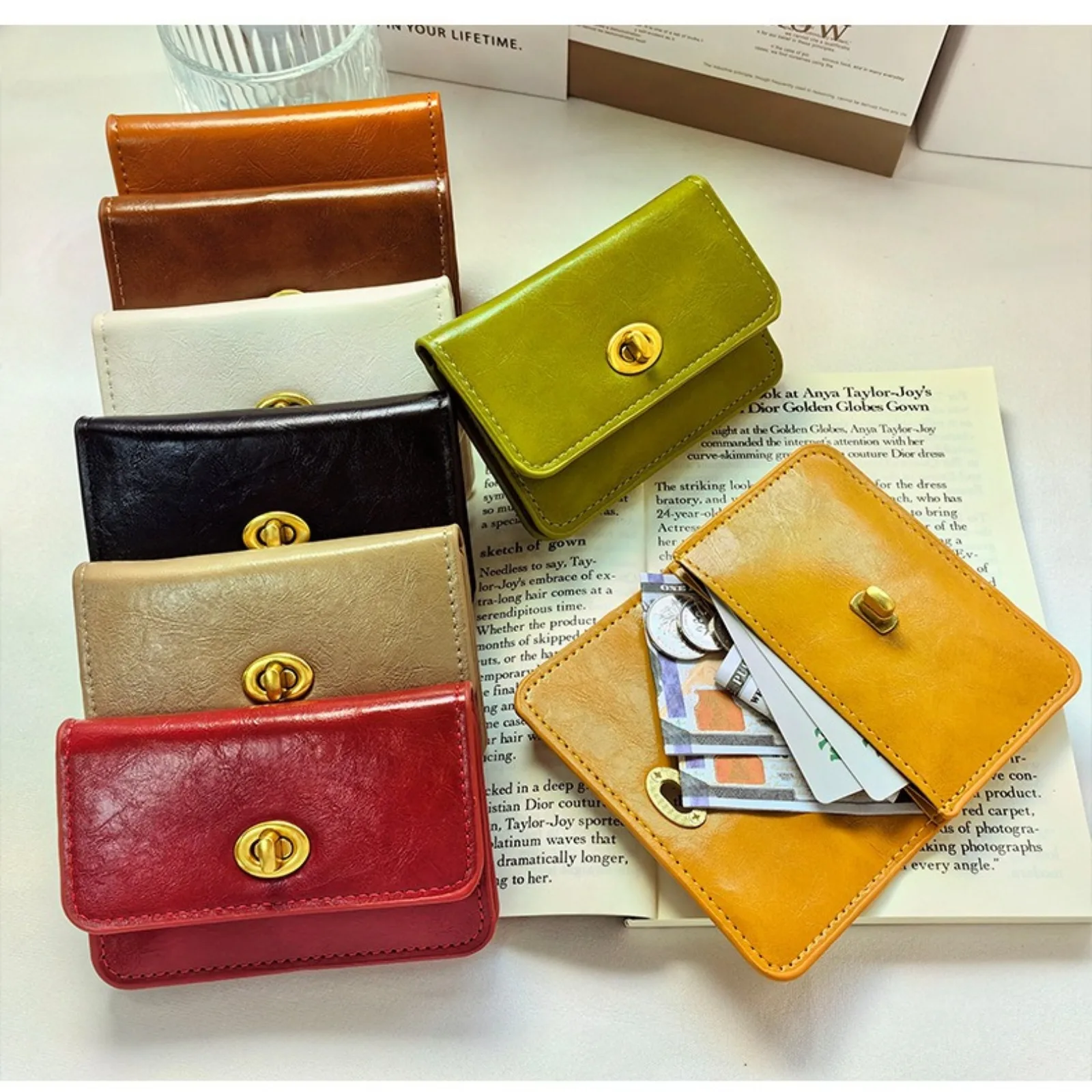 

Vintage Style PU Coin Purse, Mini Wallet, Small Coin Pouch with Card Holder, Women's Fashion Accessory,Card case mini purse