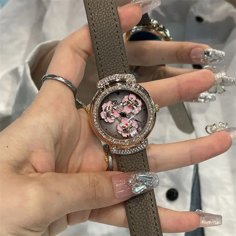Camellia Ladies Watch Niche 2025 New Simple Trend Fashion Casual Waterproof Quartz Watch Luxury Birthday Gift