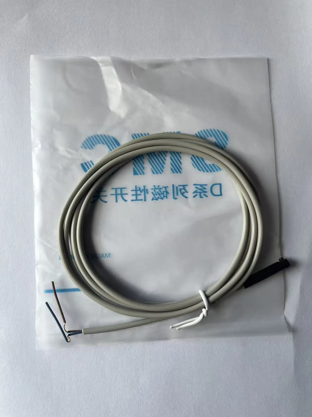 Пневматический бесконтактный переключатель с воздушным цилиндром D-A93 D-Z73 D-A73 D-A54 D-C73 CS1-J CS1-U CS1-F CS1-SC1-G Проводной магнитный геркон