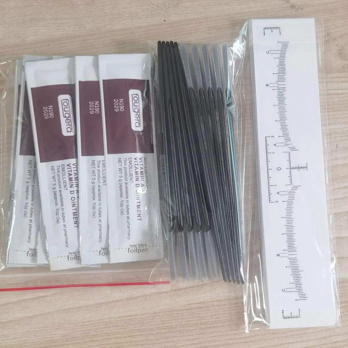 

20 PCS Tattoo Aftercare Cream 20 PCSTattoo Eyebrow Ruler Sticker Eyebrow Trimmer Tattoo Measurement Tools for Permanent Makeup