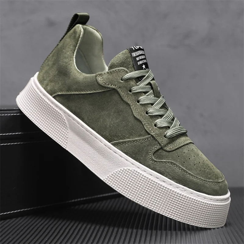 Men's Shoes New Fashion Breathable Casual Comfortable Sports Outdoor Suede Sneakers Lace-Up Thick Sole Casual Walking Shoes