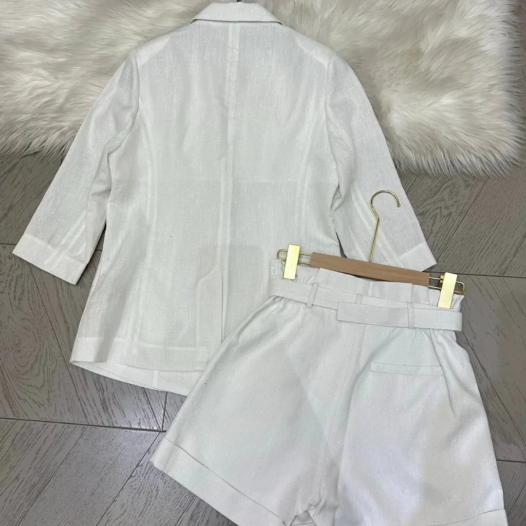Women's Summer Stylish Beaded Brooch Blazer Shorts Co-Ord Set