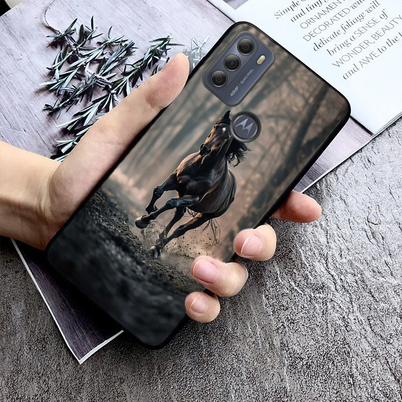 Love Horse Phone Case ForMoto Edge 50 40 Pro Edge 40 30 Ultra Neo Fusion G Power G Stylus G Play E32 E20 E40