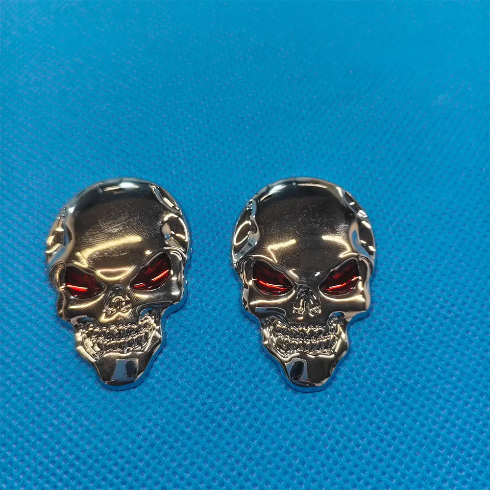 2pcs Skull Pirate Skeleton Buccaneer Head Skull 3D Metal Car Body Sticker Auto Rear Emblem Badge Decal Truck Creative Decorative image 4