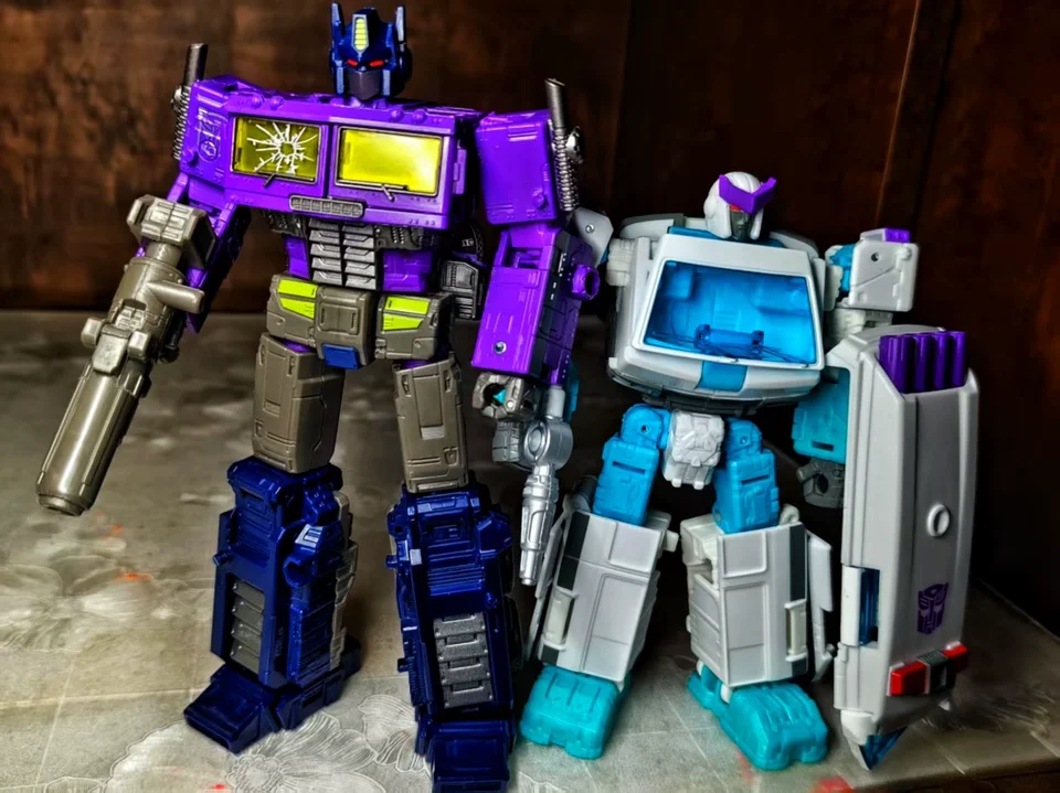 Transformateur de génération de jouets, miroir WFC sélectionné OP et miroir, ensemble d'ambulance, figurines d'action, modèle de Robot mobile, cadeau, nouveau, en Stock