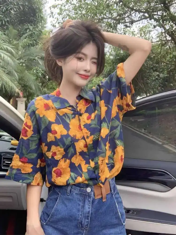 

Floral Shirts Women Hawaii Vintage Floral Shirt Women's Chic Summer Top Loose Short Sleeve French Style Button Down Shirt