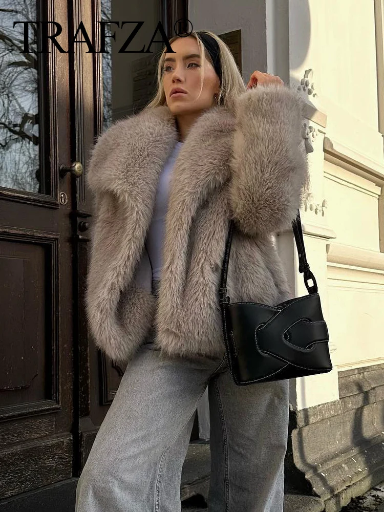 TRAFZA Women Vintage Cropped Faux Fur Jacket Coat 2024 Elegant Loose Long Sleeve Jacket Female Thick High Street Outerwear