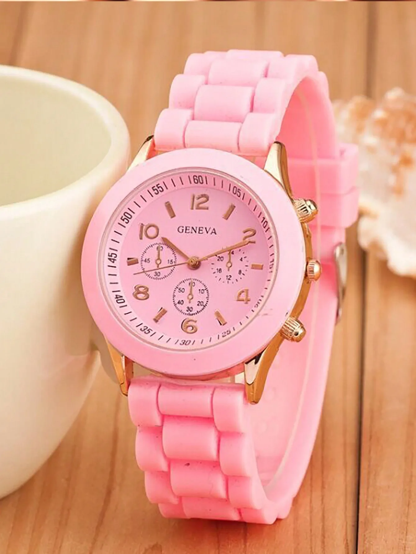 ساعات نسائية موضة جديدة ماركة فاخرة ساعة نسائية حزام سيليكون كوارتز ساعة معصم للإناث Relogio Feminino