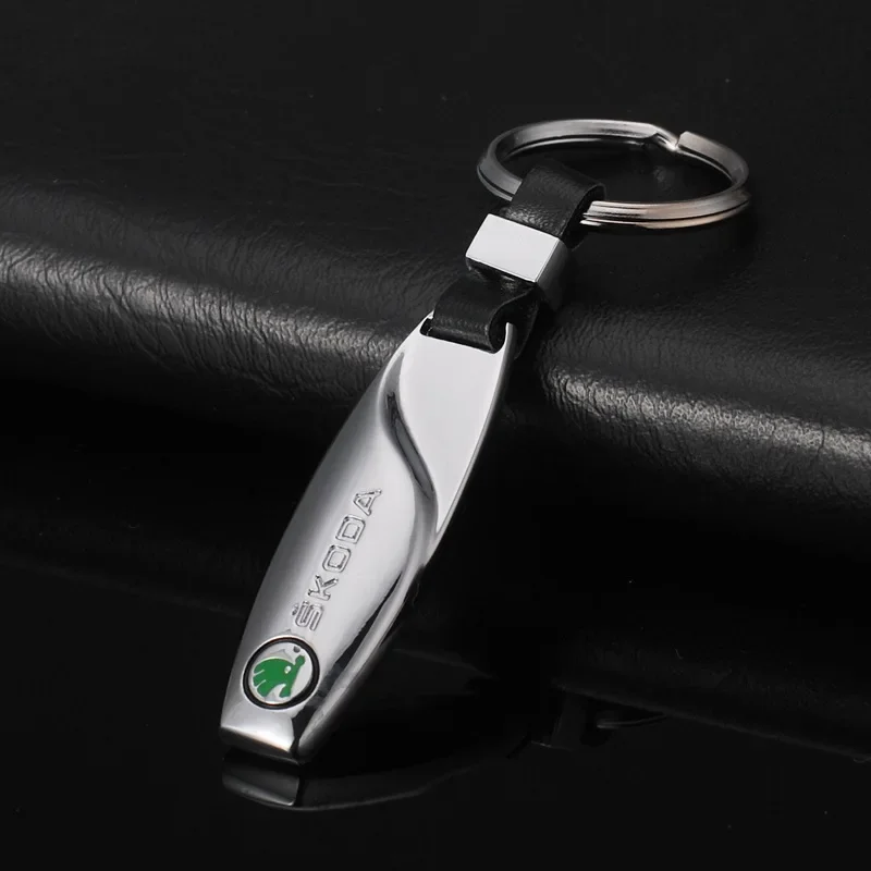 Alloy Car Key Chain Key Ring for Skoda Rapid Kodiaq Octavia Fabia 2 1 A7 Tour RS Yeti Karoq Superb Kamiq Kodiak Chrome Keychain