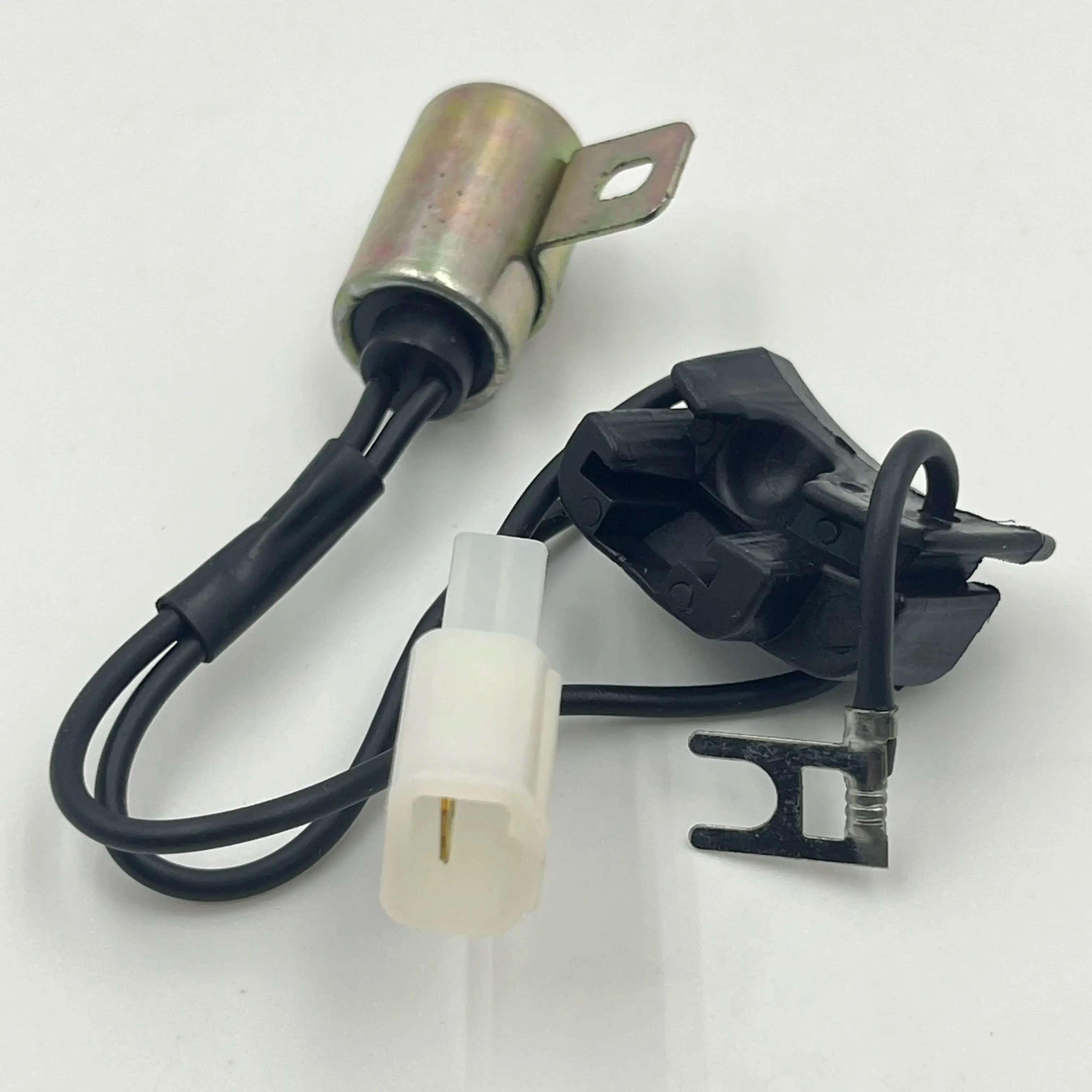 

Ignition Condenser for Mazda Engines OE 3823-24-322(382324322) 8254-24-322(825424322) D67Z-12300-B(D67Z12300B)