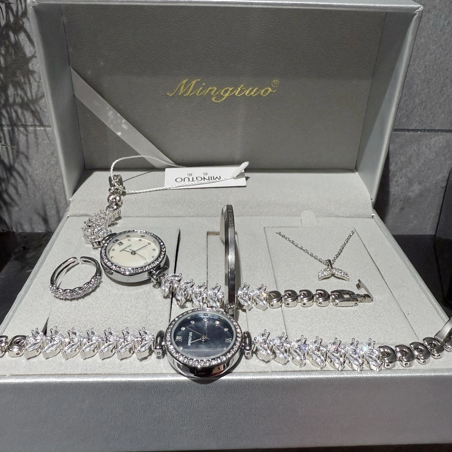 Mermaid Design Full Diamond Women's Watch Top Luxury Fashion Personality Quartz Watch Niche Casual Daily Bracelet Women's Watch