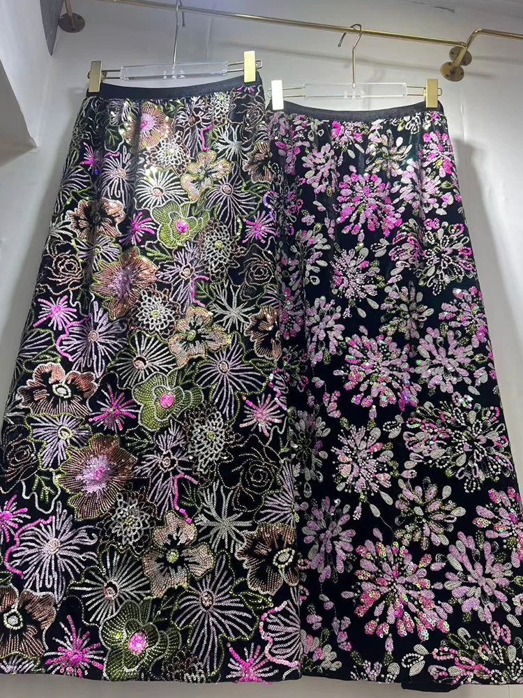 

A retro sequined embroidered colorful flower skirt for women's fashion in the autumn of 2025, a versatile A-line skirt