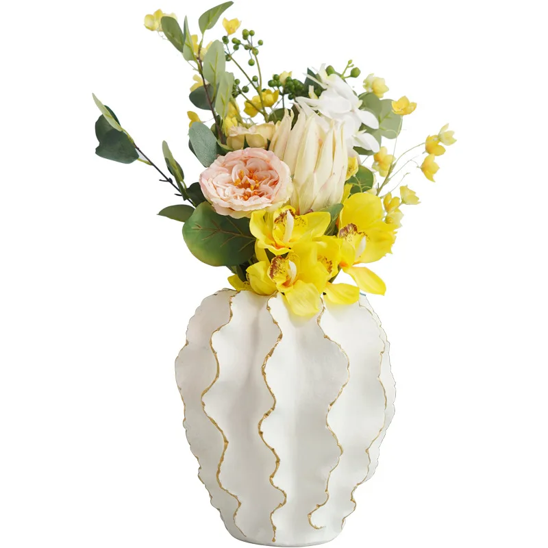 

Modern simple solid color striped resin vase can be arranged flower ornament B & B hotel TV cabinet decoration