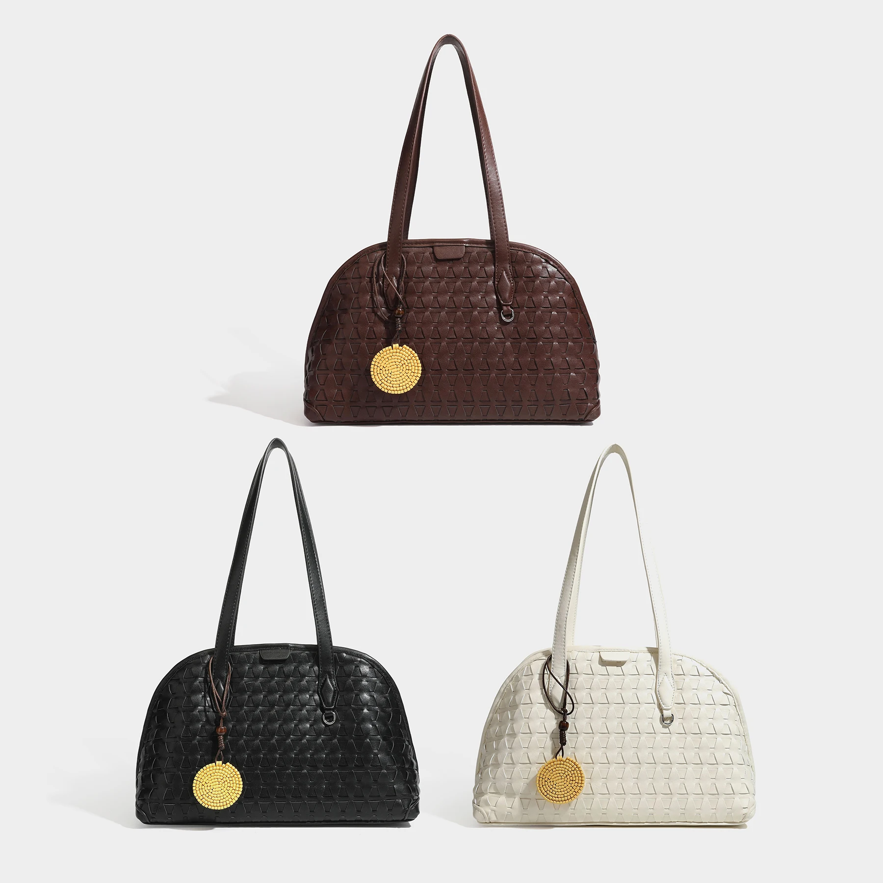 High-End Mother-Daughter Bag, Comes with Matching Pendant, Vintage Triangular Hand-Woven Shell Bag, Side Expandable Capacity, High-End Shoulder Underarm Bag, Large Capacity Commuter Casual Tote Bag for Women, New Style Long Handle Textured Handbag, Light Luxury Versatile Simple Shoulder Bag, European and American Retro Style Personalized Large Capacity Travel Bag, Fashionable Woven Shoulder Bag with Round Pendant, Simple and Elegant Shoulder Bag, Small Niche Autumn and Winter Commuter Travel Bag