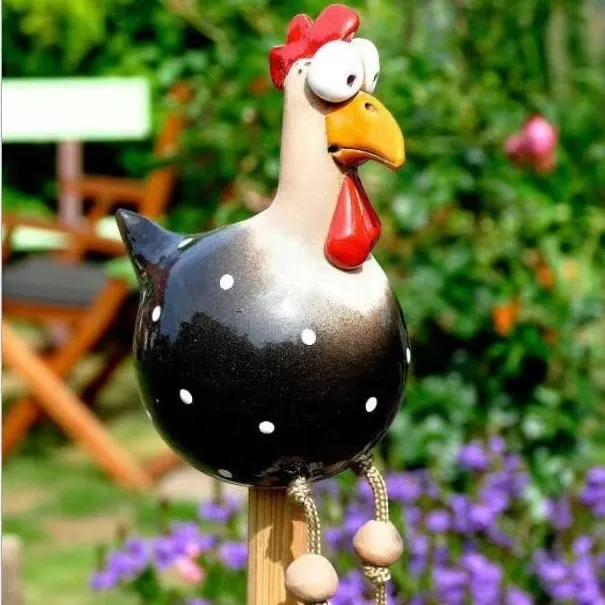 Long-footed chicken spring breath fence resin ornament garden ornament nerdy chicken spoof funny chicken design