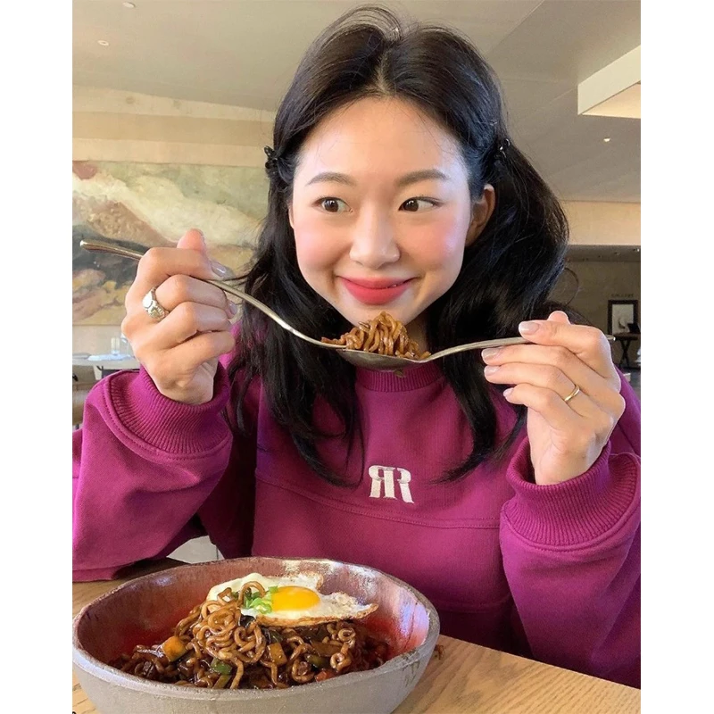 

Модный повседневный свитшот с круглым вырезом для женщин, 3 цвета, с вышивкой буквы R, в стиле пэчворк, свободного кроя, с длинными рукавами, уличный стиль.