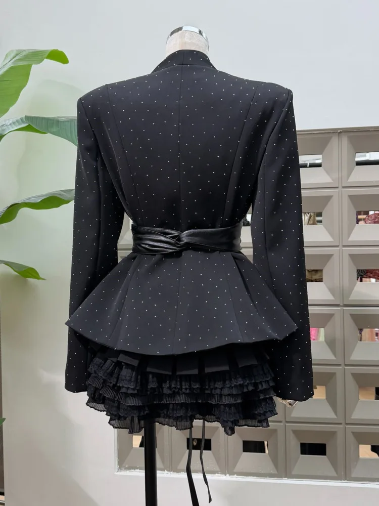 DFDG 2025 Abrigo de diseñador con cuello en V para mujer, chaqueta ajustada con cintura asimétrica y lazo, prendas de vestir exteriores de Boutique de lujo, abrigo de otoño y primavera