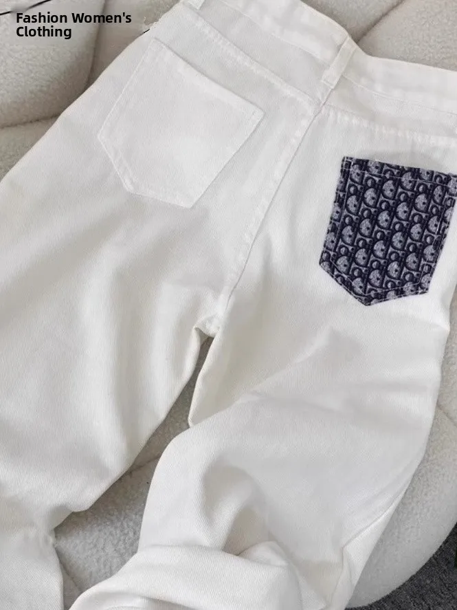 Jeans in denim a gamba dritta a vita alta da donna Primavera 2025 Nuova lettera Sle Splicing Pantaloni lunghi larghi a gamba larga Effetto dimagrante