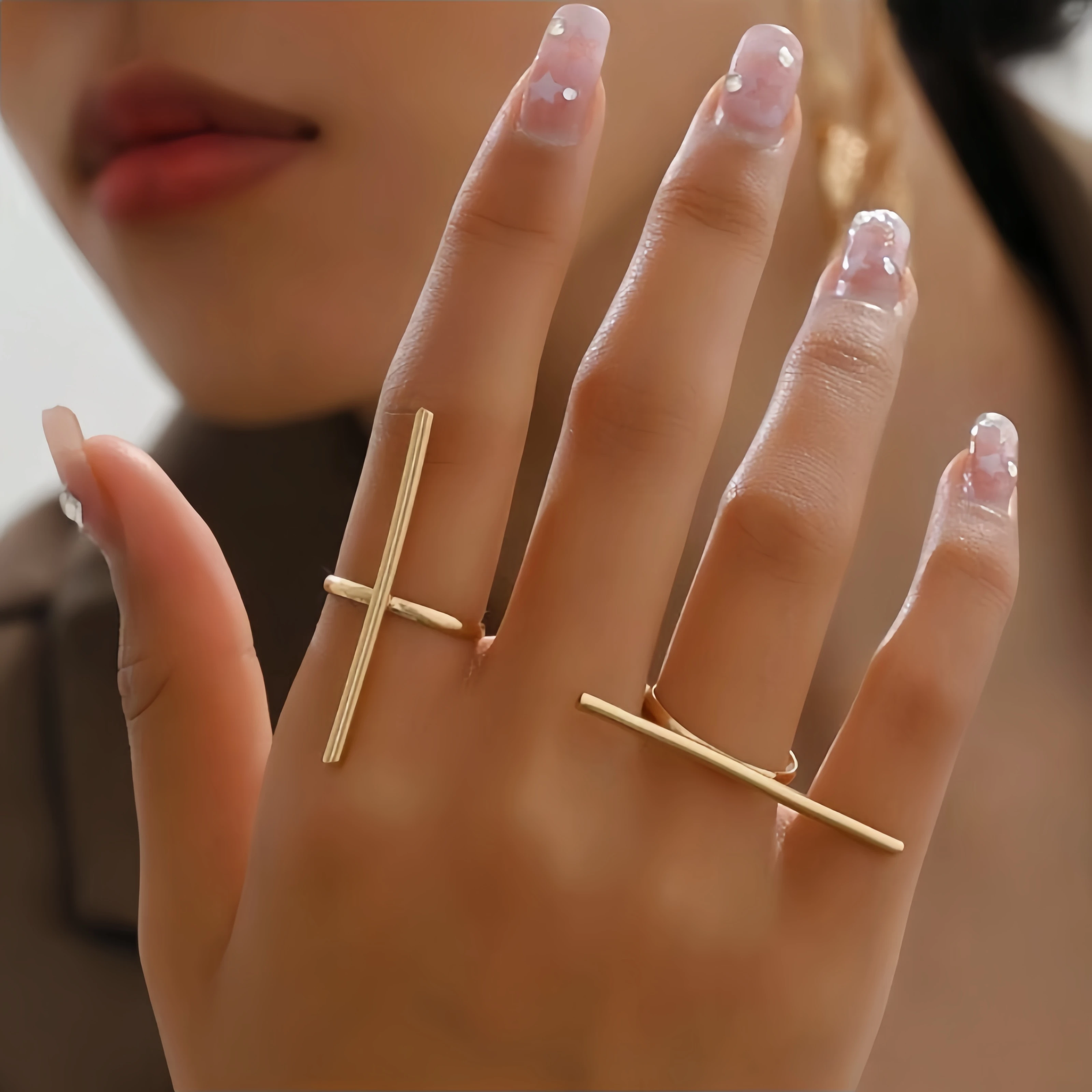 2-piece European and American minimalist straight line ring set for women\'s personalized fashion rings, versatile for daily use
