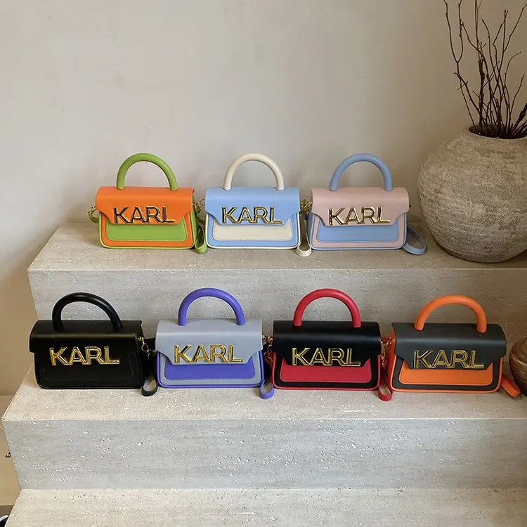 

Dust Proof Diaper Bag with Full Closure Keeps Inside Items Clean Even in Outdoor Dusty Environments