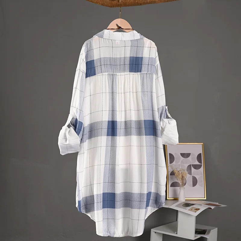 Koszula w kratę średniej długości, duży rozmiar, luźna, zakrywająca biodra, koszula przeciwsłoneczna, casualowa bluzka, koszula z długim rękawem, cienka kurtka, odzież damska plus size.