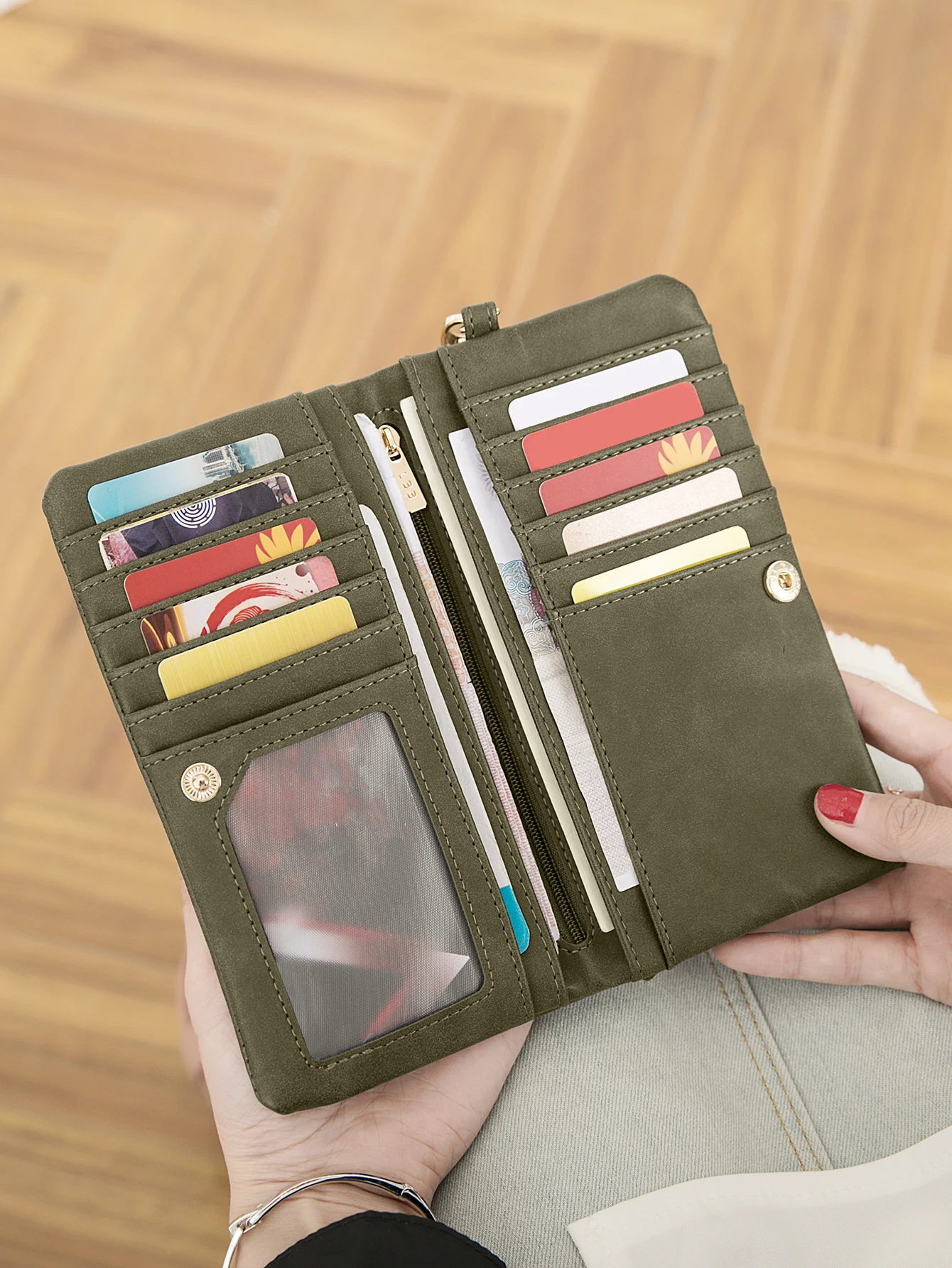 Große Damen-Geldbörse aus mattem Leder mit doppeltem Reißverschluss, Clutch-Handgelenktasche, Handy-, Münz- und Kartenhalter, Multi-Pocket-Geldbörse – Detail 15