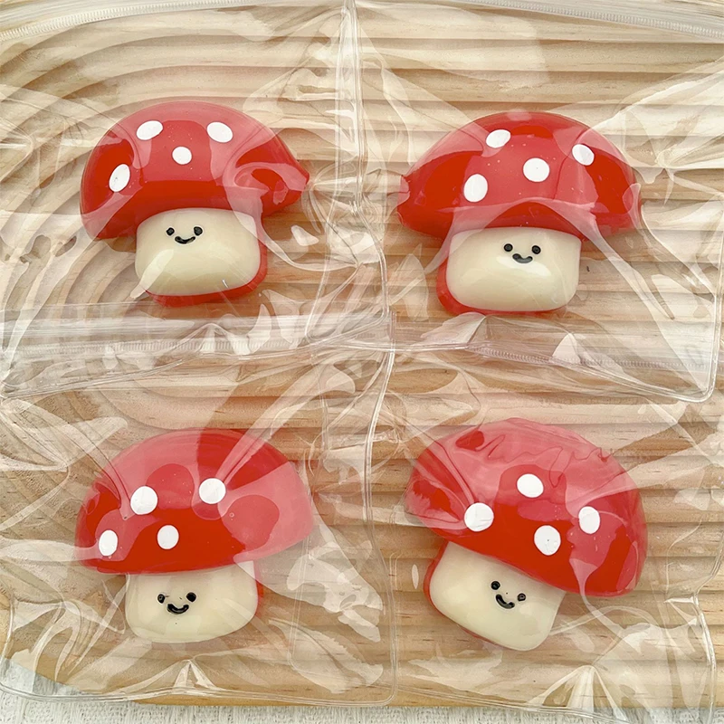 1Pcs Cute Mushroom Squeeze Toy Mochi Toy Soft Stress Relief Toys Mushroom Squishy Toy Stress Release Hand Relax Gifts