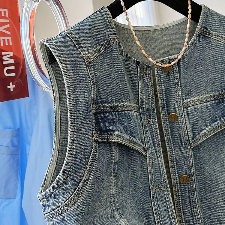 2026 round Neck Casual Denim Vest Women's Spring Autumn Sleeveless Shoulder Pad Outerwear Super Good Looking Top